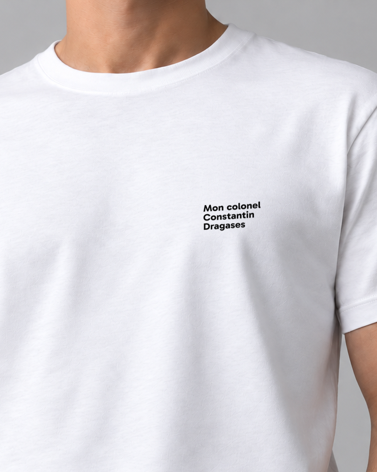 Mon colonel Constantin Dragases // Shirt – Detailansicht 2